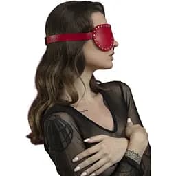 Маска на очі з заклепками Feral Feelings - Blindfold Mask, натуральна шкіра, червона