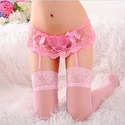 Стрінги з мереживом та поясом для панчіх S/M Рожевий K0740-4