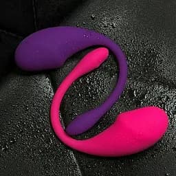 Вібро-яйце для піхвової стимуляції та клітора з дистанційним керуванням smart член love spouse