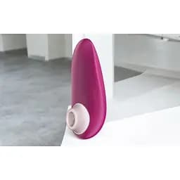 Вакуумний кліторальний стимулятор Womanizer Starlet 3 Pink - мініатюра 2