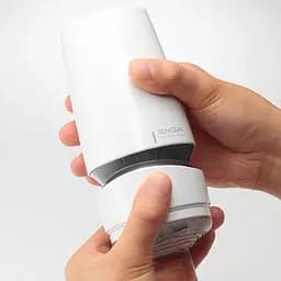 Мастурбатор Tenga - Aero Masturbator Silver, інноваційна технологія всмоктування Tenga SO4912 91460 - мініатюра 3
