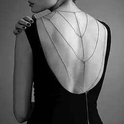 Ланцюжок для спини Bijoux Indiscrets Magnifique Back and CLeavage Chain - Silver - мініатюра 5