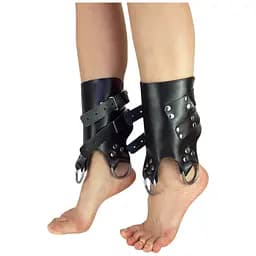 Поножи манжеты для подвеса за ноги Art of Sex Leg Cuffs For Suspension из натуральной кожи черные
