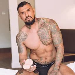 Мастурбатор-попка Fleshlight FleshSack з мошонкою - мініатюра 2