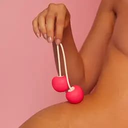 Вагінальні кульки Love To Love Cherry Love, 12 см, рожевий - мініатюра 4