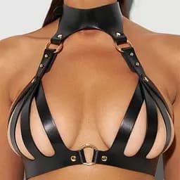 Еротичний комплект білизни з екошкіри Ari Leather Bra з відкритим бюстгальтером та стрингами з вирізом Розмір S-L — БДСМ набір - мініатюра 3