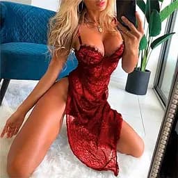 Гіпюровий пеньюар довгий, прикрашений квітковим мереживом S/M Червоний K0666-2