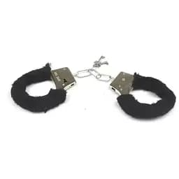 Наручники БДСМ. Металлические наручники с мехом