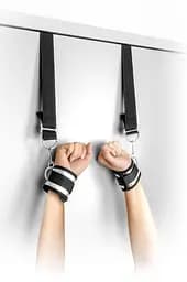 Фіксатор для рук на двері Fetish Tentation Door swing handcuffs - мініатюра 3